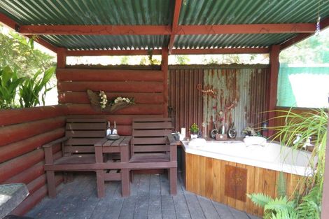 Photo of property in 20 Ramsay Street, Blacks Point, Reefton, 7830