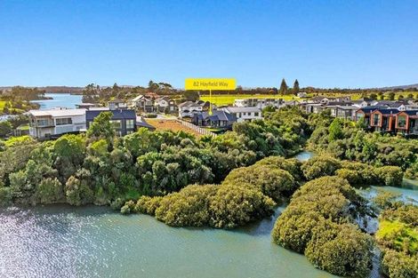 Photo of property in 82 Hayfield Way, Karaka, Papakura, 2113