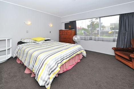 Photo of property in 23b Onslow Road, Papakura, 2110