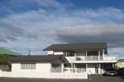 Photo of property in 100 Charles Street, Westshore, Napier, 4110