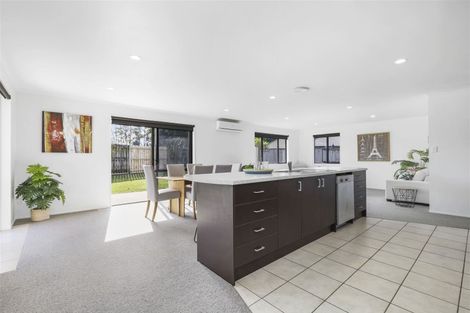 Photo of property in 64 Coleraine Drive, Rototuna, Hamilton, 3210