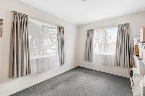 Photo of property in 1/140 Parkhurst Road, Parakai, 0830