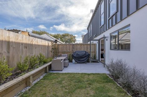 Photo of property in 4/14 Moule Street, Addington, Christchurch, 8024