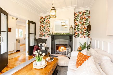 Photo of property in 247 Cross Line, Morison Bush, Greytown, 5794