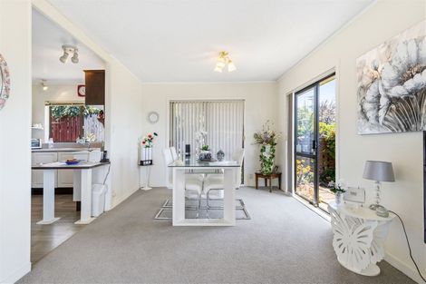 Photo of property in 1/101 Colwill Road, Massey, Auckland, 0614