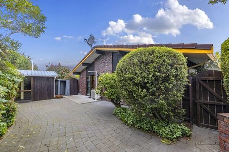 Photo of property in 18 Hawkswood Place, Avonhead, Christchurch, 8042