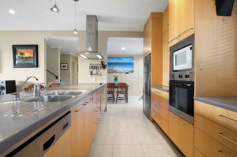 Photo of property in 4a Cleary Terrace, Cockle Bay, Auckland, 2014