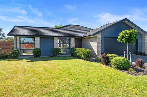 Photo of property in 25 Amur Crescent, Rolleston, 7615