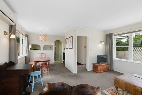 Photo of property in 25 Catherine Crescent, Paparangi, Wellington, 6037