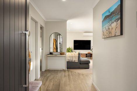 Photo of property in 60 Puhirake Crescent, Pyes Pa, Tauranga, 3112