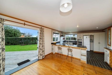 Photo of property in 10 Maire Street, Hawera, 4610