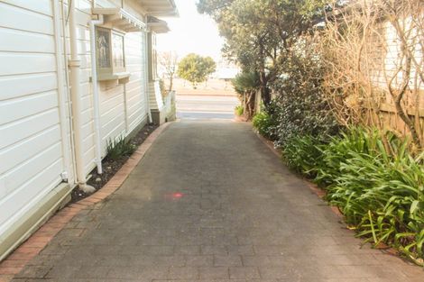 Photo of property in 502 Evans Bay Parade, Hataitai, Wellington, 6021