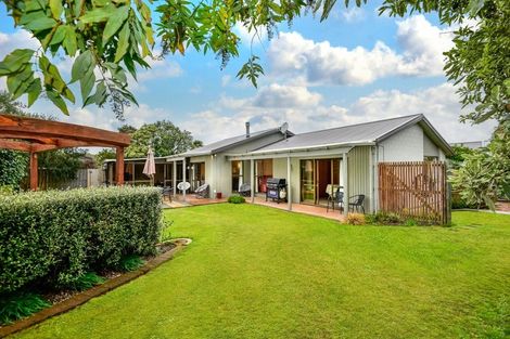 Photo of property in 19 Yellowstone Crescent, Burwood, Christchurch, 8083