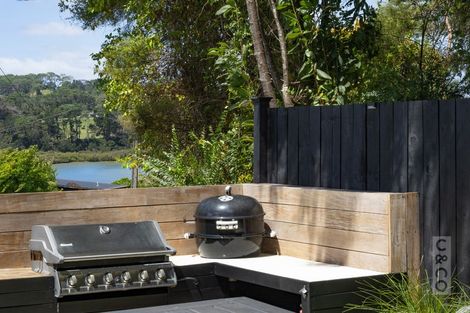 Photo of property in 56 Queen Street, Riverhead, 0820