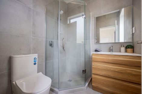 Photo of property in 744c East Coast Road, Pinehill, Auckland, 0630