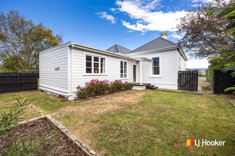 Photo of property in 23 Royal Crescent, Saint Kilda, Dunedin, 9012