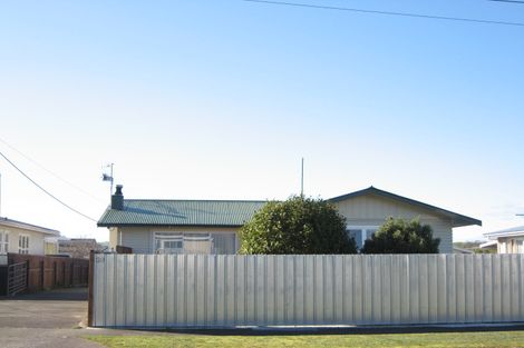Photo of property in 20 Jull Crescent, Waipukurau, 4200
