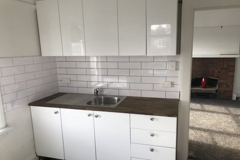 Photo of property in 1-5/65 Grey Road, Timaru, 7910