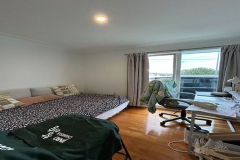 Photo of property in 26 Waimana Avenue, Northcote Point, Auckland, 0627