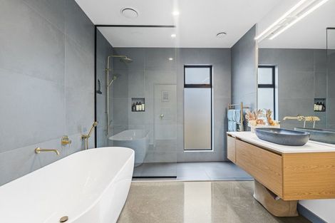 Photo of property in 9a Desmond Place, Bell Block, New Plymouth, 4312