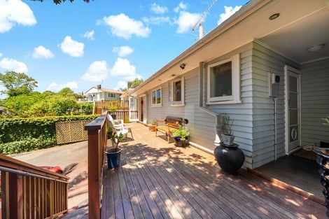 Photo of property in 2 Aragon Avenue, Glendowie, Auckland, 1071