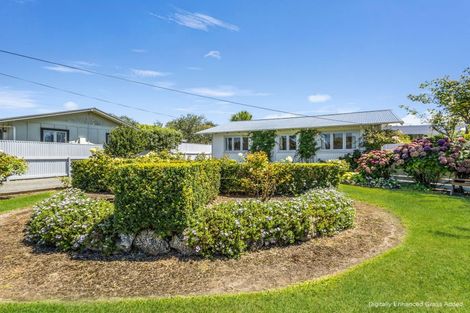 Photo of property in 36 Airini Road, Waimarama, Havelock North, 4294