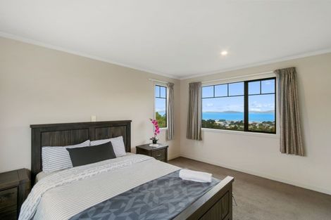 Photo of property in 49 Dowse Drive, Maungaraki, Lower Hutt, 5010