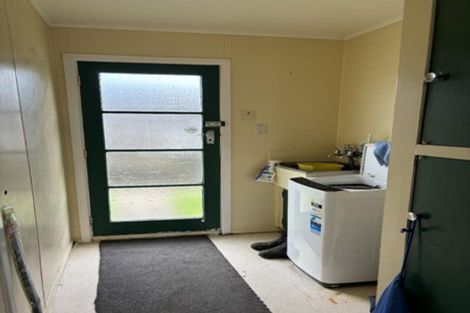 Photo of property in 26 Simons Street, Moturoa, New Plymouth, 4310