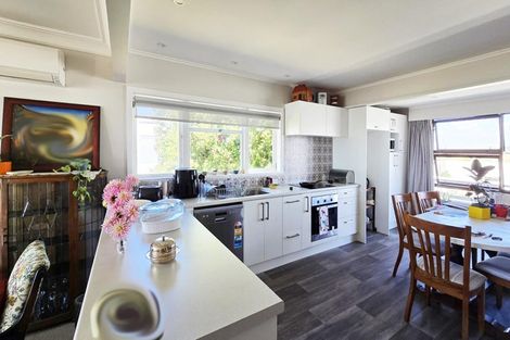 Photo of property in 97 The Esplanade, Westshore, Napier, 4110