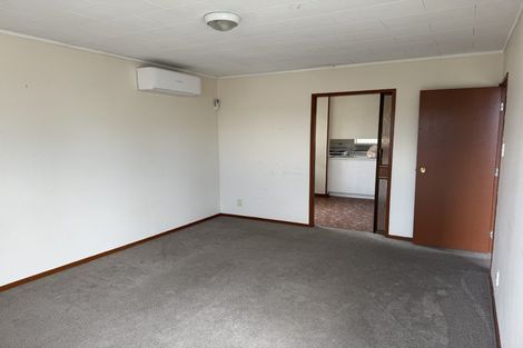 Photo of property in 1/16 Almay Place, Clover Park, Auckland, 2019