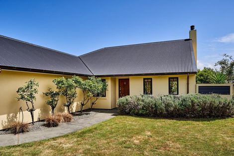 Photo of property in 79 Michael Road, Paraparaumu Beach, Paraparaumu, 5032