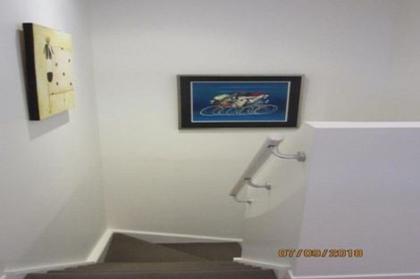 Photo of property in Portal Apartments, 8e/42 Cable Street, Te Aro, Wellington, 6011