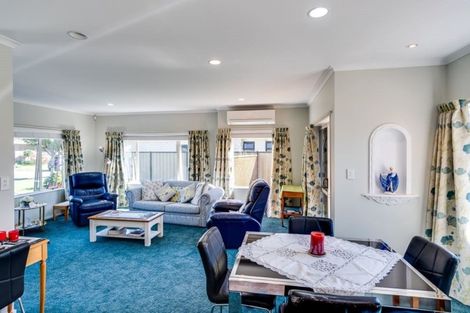 Photo of property in 7 Forbury Way, Taradale, Napier, 4112