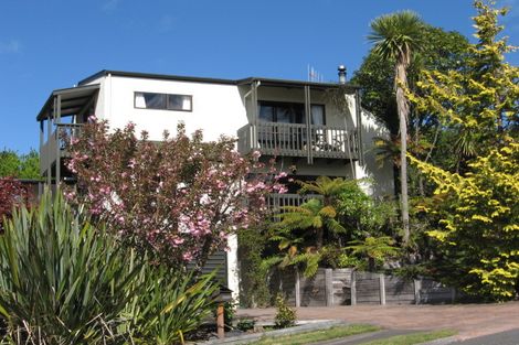 Photo of property in 7 Brunette Drive, Acacia Bay, Taupo, 3330