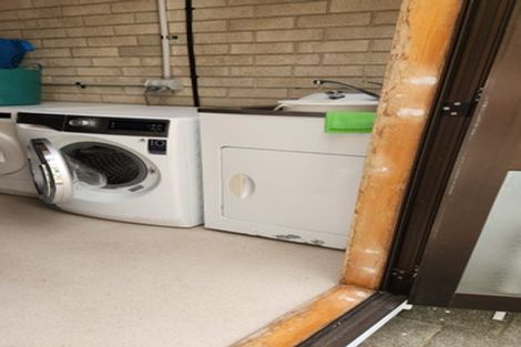 Photo of property in 20 Mercury Lane, Windsor Park, Auckland, 0632