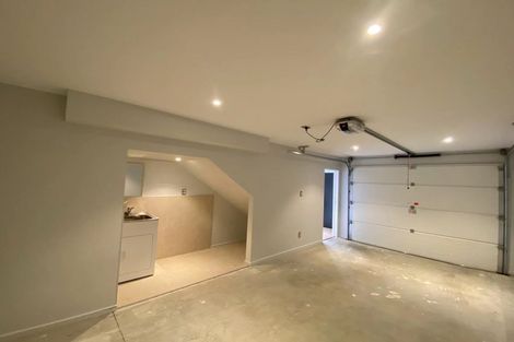 Photo of property in 50 Bordeaux Parade, Te Atatu South, Auckland, 0610