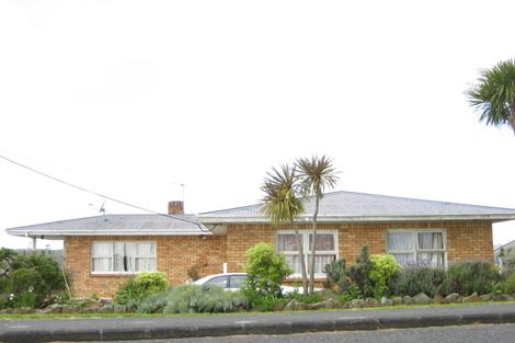 Photo of property in 2/15 Davies Road, Wellsford, 0900