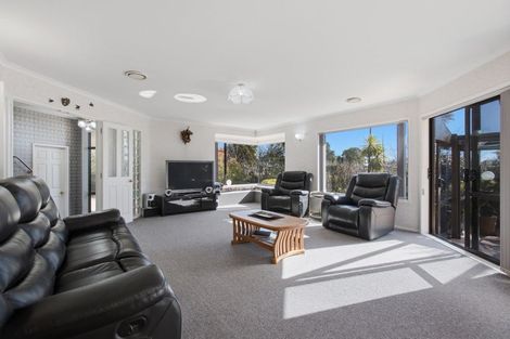 Photo of property in 71 Brooklands Road, Brooklands, New Plymouth, 4310