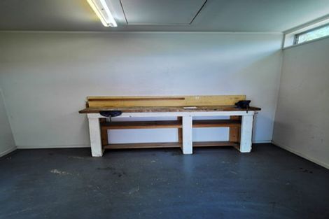 Photo of property in 20 Bournemouth Terrace, Murrays Bay, Auckland, 0630