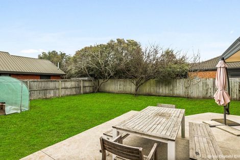 Photo of property in 21 Forest Drive, Parklands, Christchurch, 8083