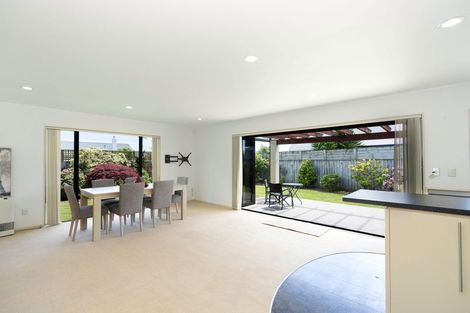 Photo of property in 1 Corfe Castle Lane, Levin, 5510