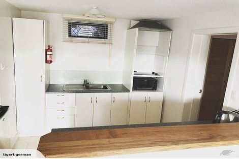 Photo of property in 38 Oruamo Place, Beach Haven, Auckland, 0626