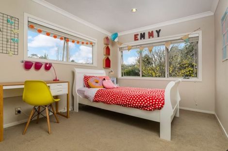 Photo of property in 21 Churchouse Road, Greenhithe, Auckland, 0632