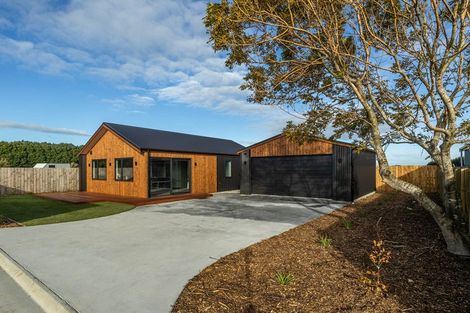 Photo of property in 120 Severn Street, Clifton, Invercargill, 9812