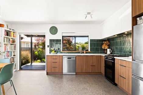 Photo of property in 908a Victoria Street, Parkvale, Hastings, 4122
