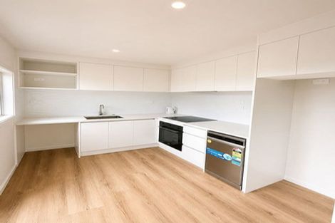 Photo of property in 20 Megan Avenue, Pakuranga Heights, Auckland, 2010