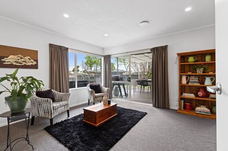 Photo of property in 43 Bouverie Crescent, Flagstaff, Hamilton, 3210