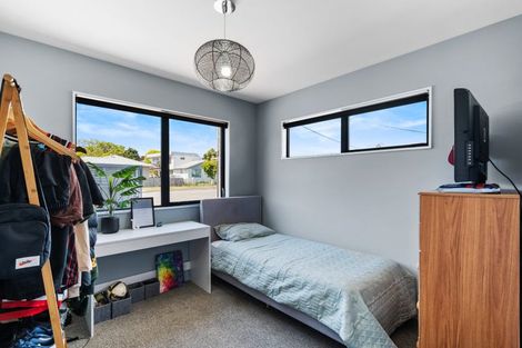 Photo of property in 64 Cuffs Road, Wainoni, Christchurch, 8061