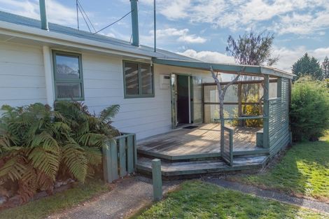 Photo of property in 17 Runuku Grove, Turangi, 3334