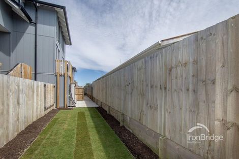 Photo of property in 2/246 Marine Parade, New Brighton, Christchurch, 8061